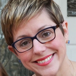 Dent Middle School Teacher Named 2018 South Carolina History Teacher of the Year